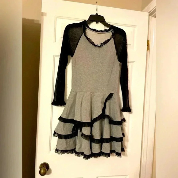 By O La La! Glam Gray And Black Lace Dress Size Small Unique Ruffles - Picture 1 of 7